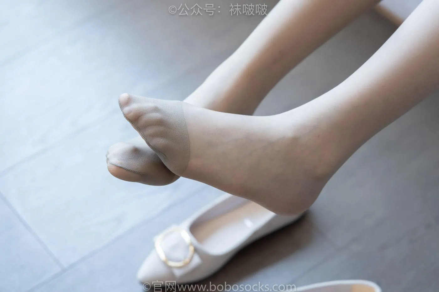 [BoBoSocks袜啵啵]NO.035 小甜豆-平底鞋、薄灰丝、薄咖啡丝 [133P]插图7